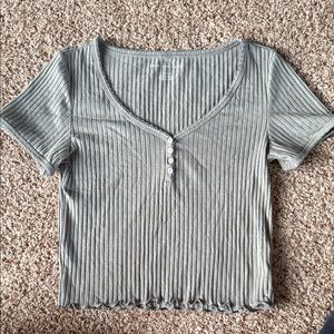 American Eagle Outfitters Green Ribbed Henley Crop Top - Size Medium